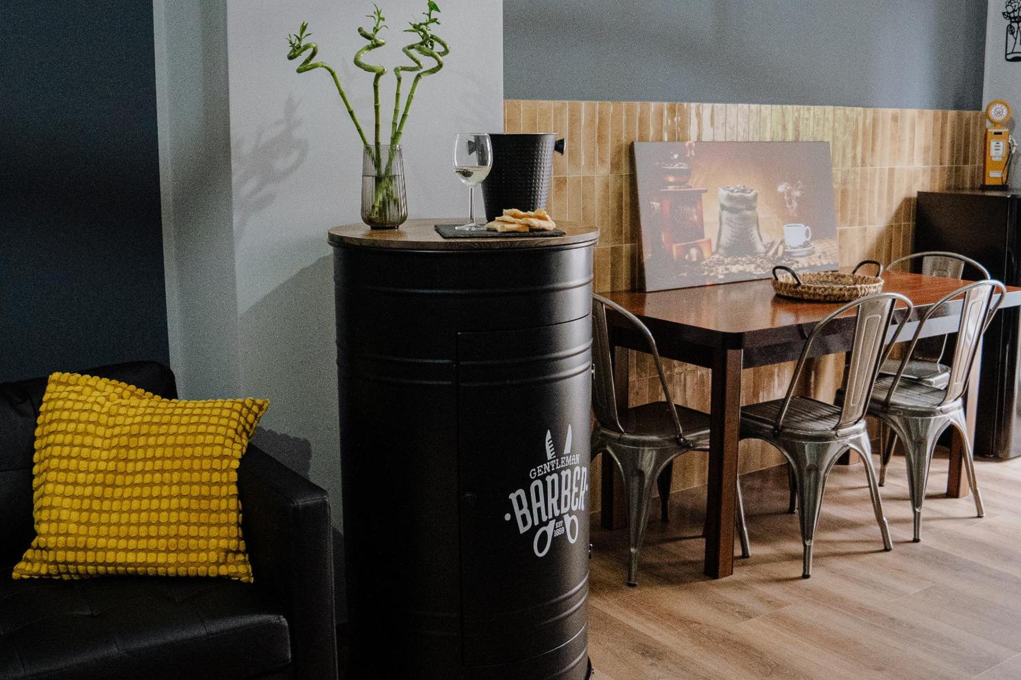 Genova Industrial Rooms Экстерьер фото