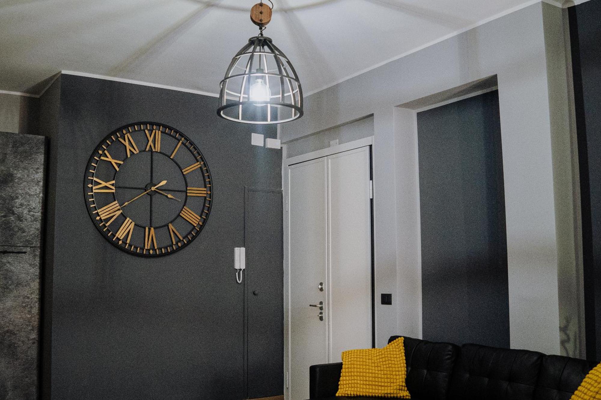 Genova Industrial Rooms Экстерьер фото
